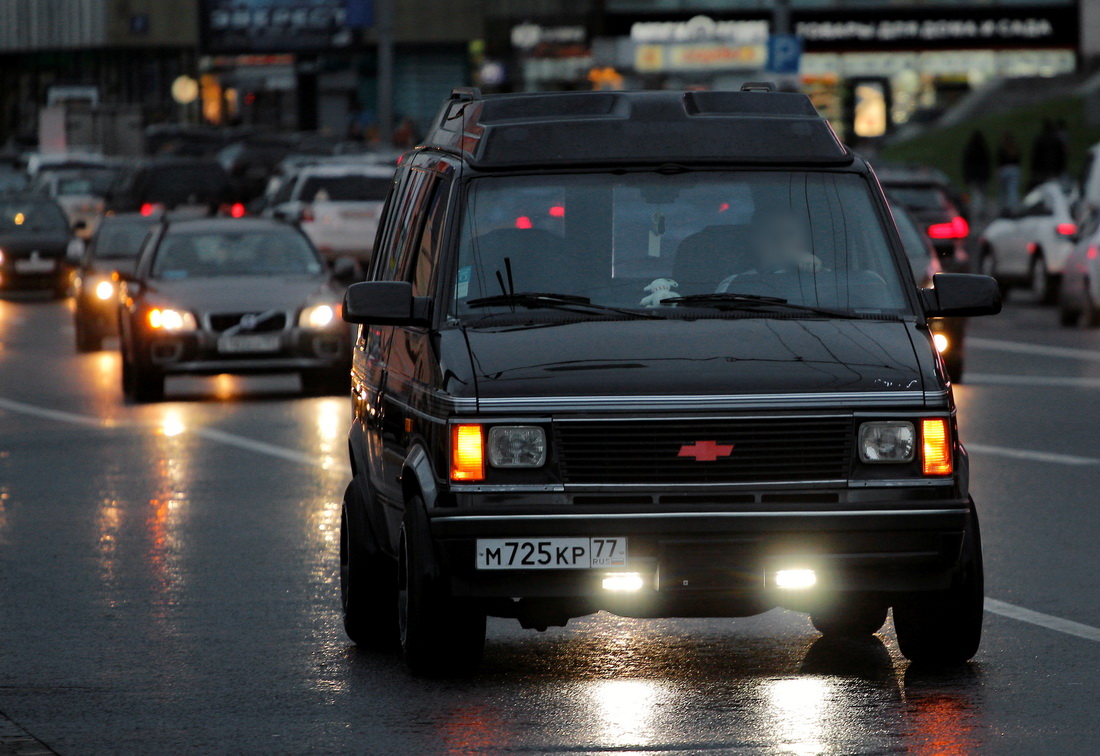 м 725 кр 77, Chevrolet Astro 1st gen (M-body), 1985–1994