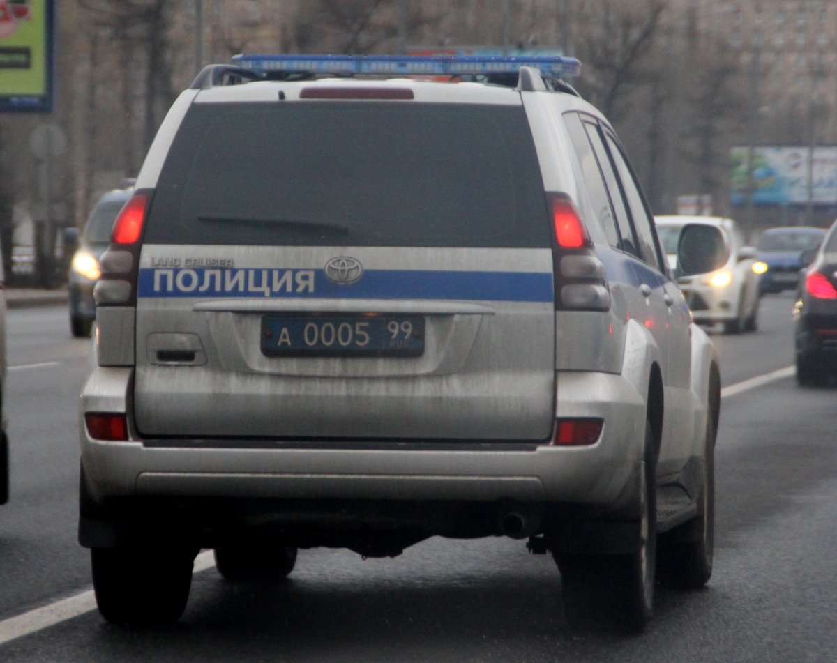 а 0005 99, Toyota Land Cruiser Prado 3rd gen 5-door SUV (J120), 2002–2009