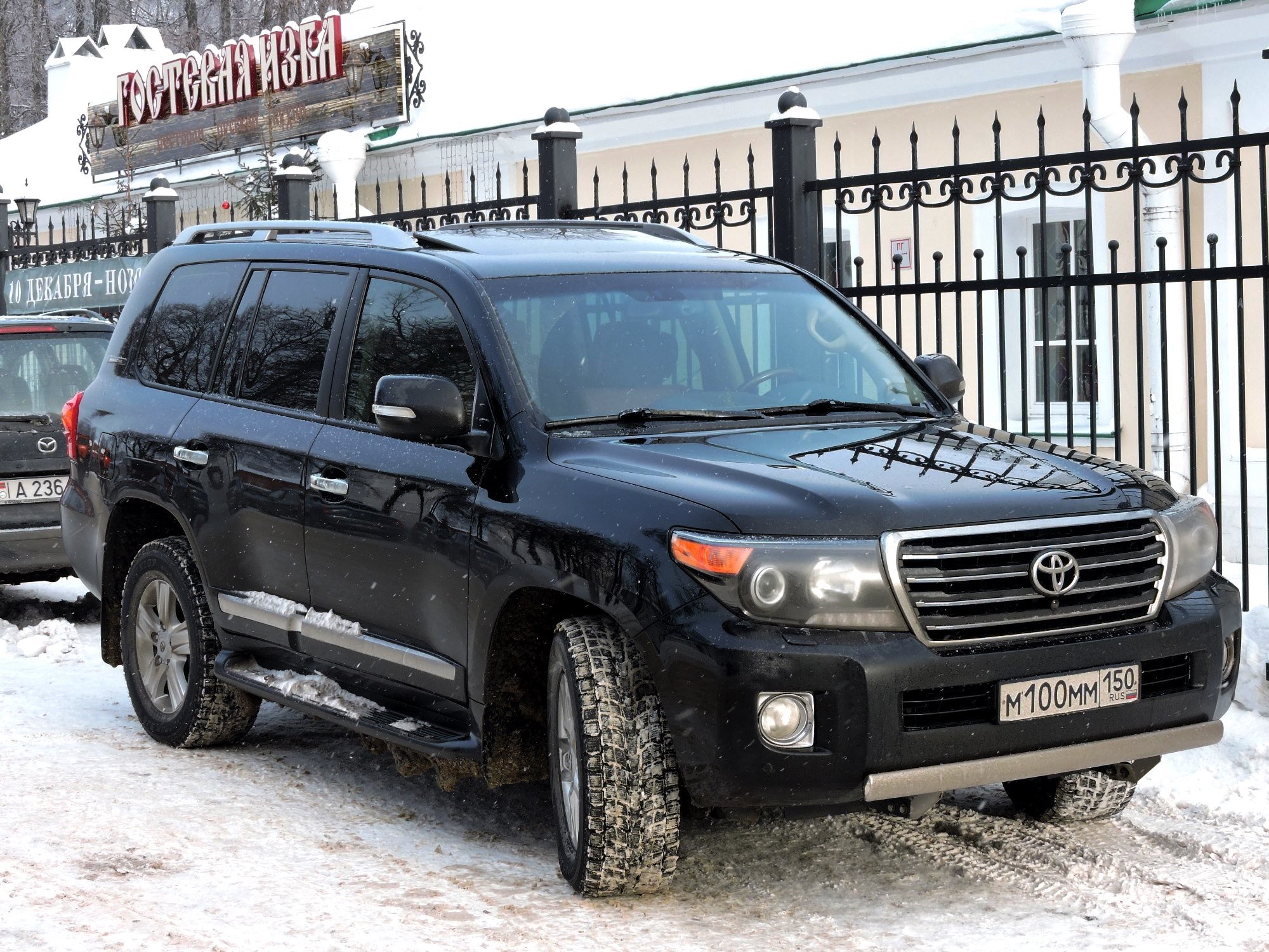 м 100 мм 150, Toyota Land Cruiser 200 (J200), 1st facelift, 2011–2015