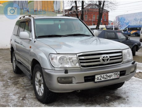 а242мр190, Toyota Land Cruiser