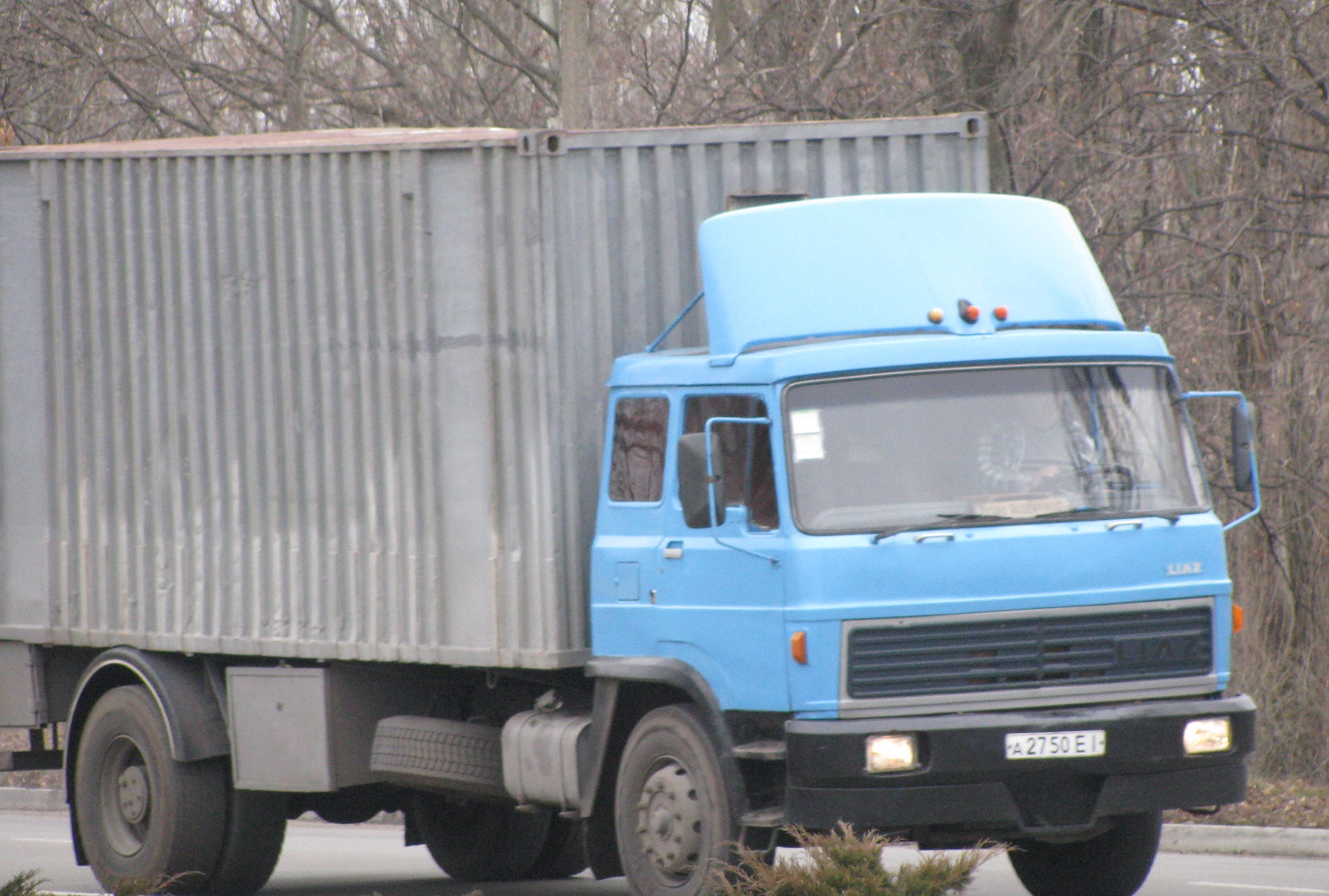 а 2750 ЕІ, LIAZ 100 