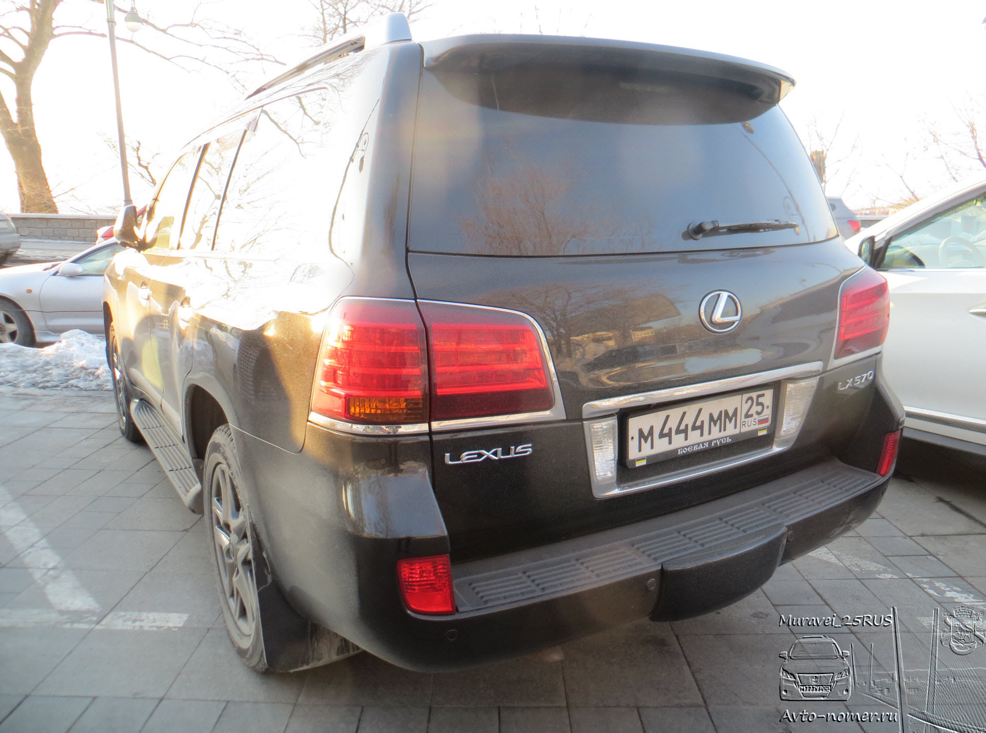 м 444 мм 25, Lexus LX 3rd gen (J200), 2007–2012