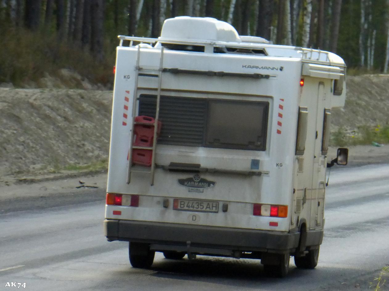 B 4435 AH, Karmann-Mobil 