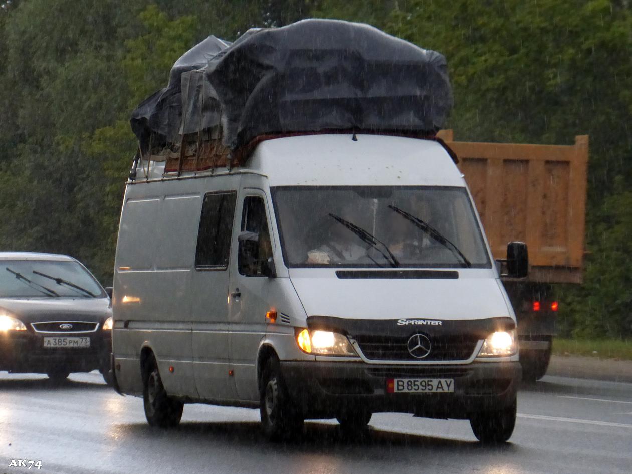 B 8595 AY, Mercedes-Benz Sprinter 1st gen (Classic) (W901–905), facelift, 2000–2006 (2013–2018 for CIS-market)