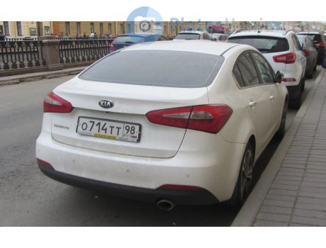о714тт98, Kia Cerato