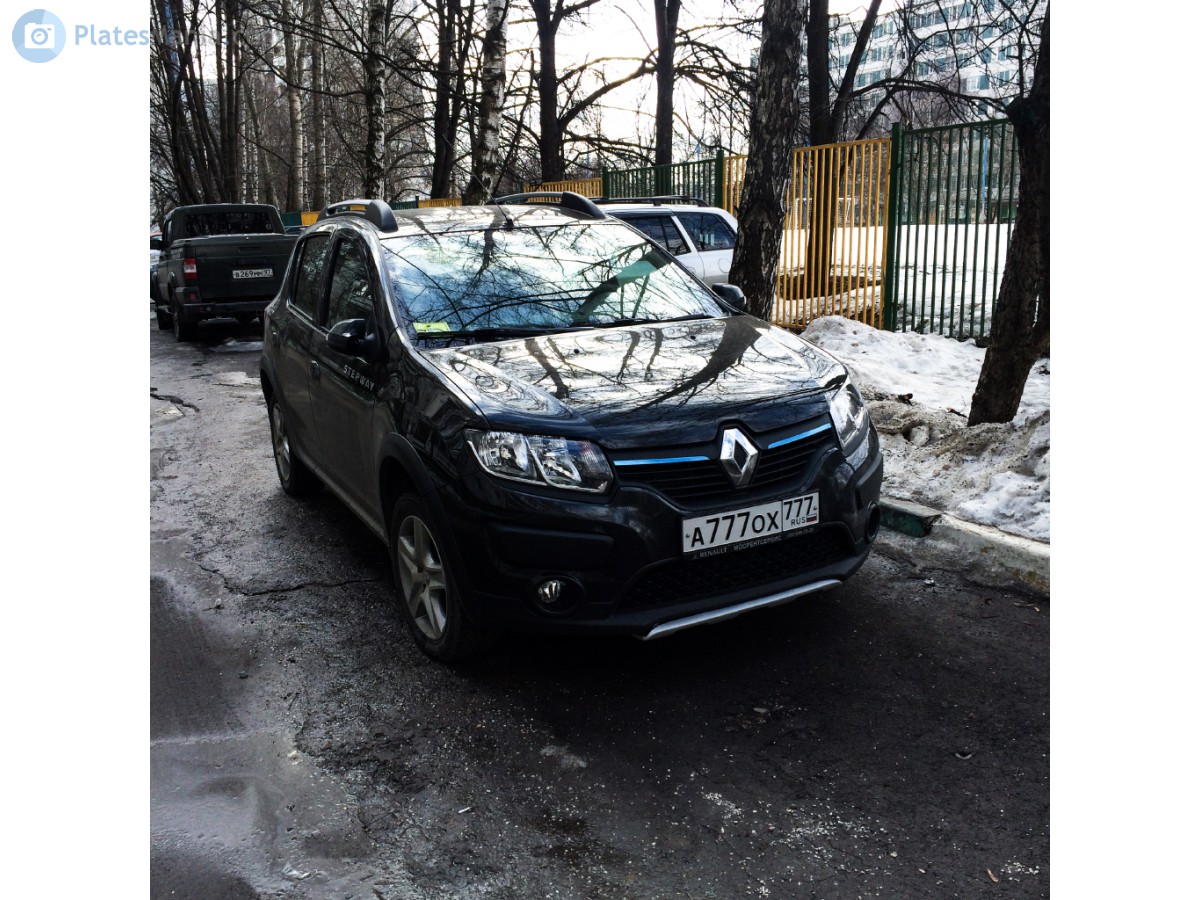 а 777 ох 777, Renault Sandero 2nd gen Stepway (B52), 2013­–