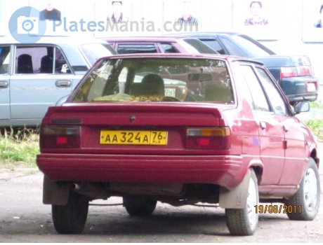 аа 324 а 76, Renault 9