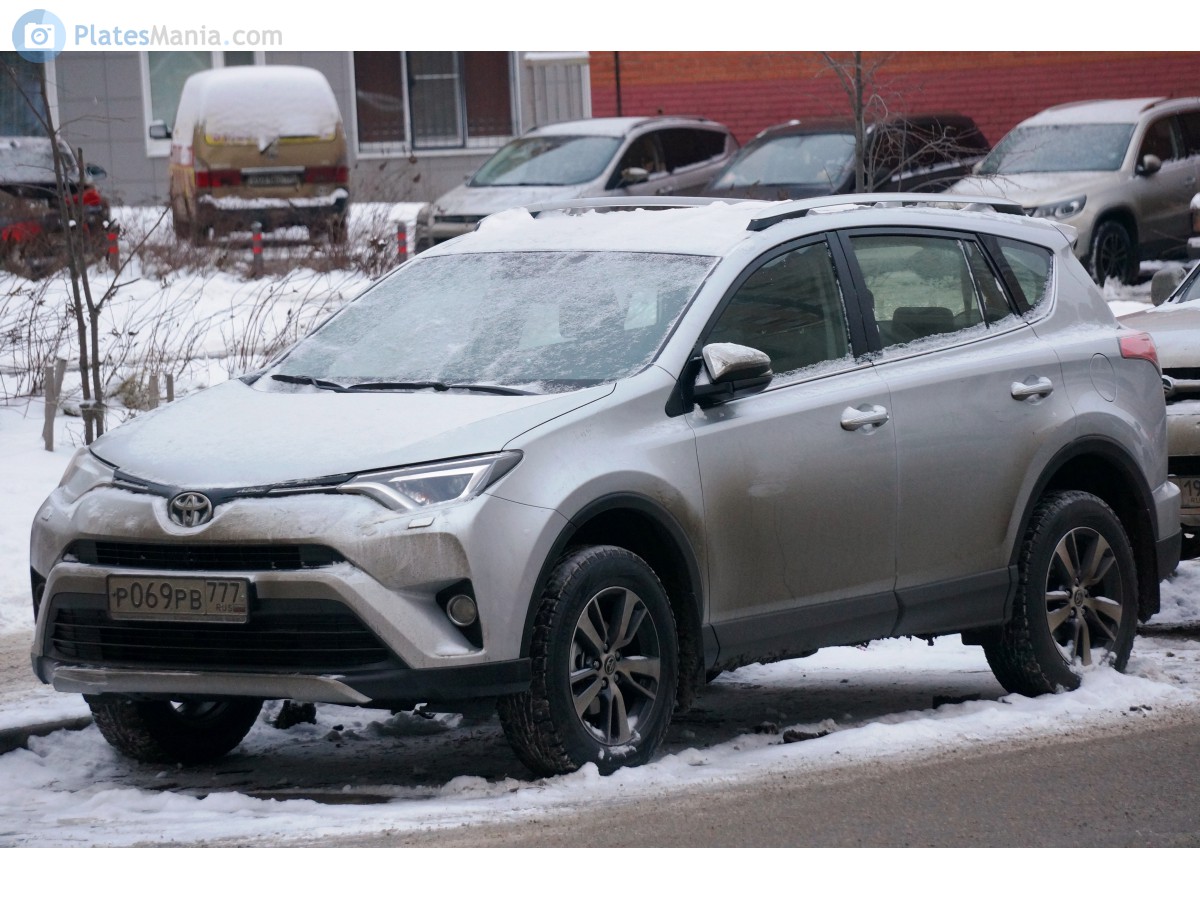 р 069 рв 777, Toyota RAV4 