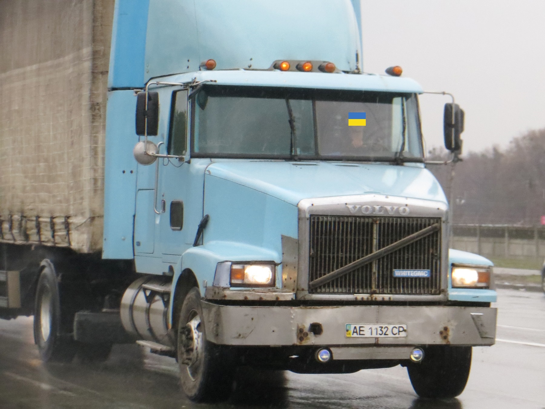 AE 1132 CP, Volvo White/GMC 