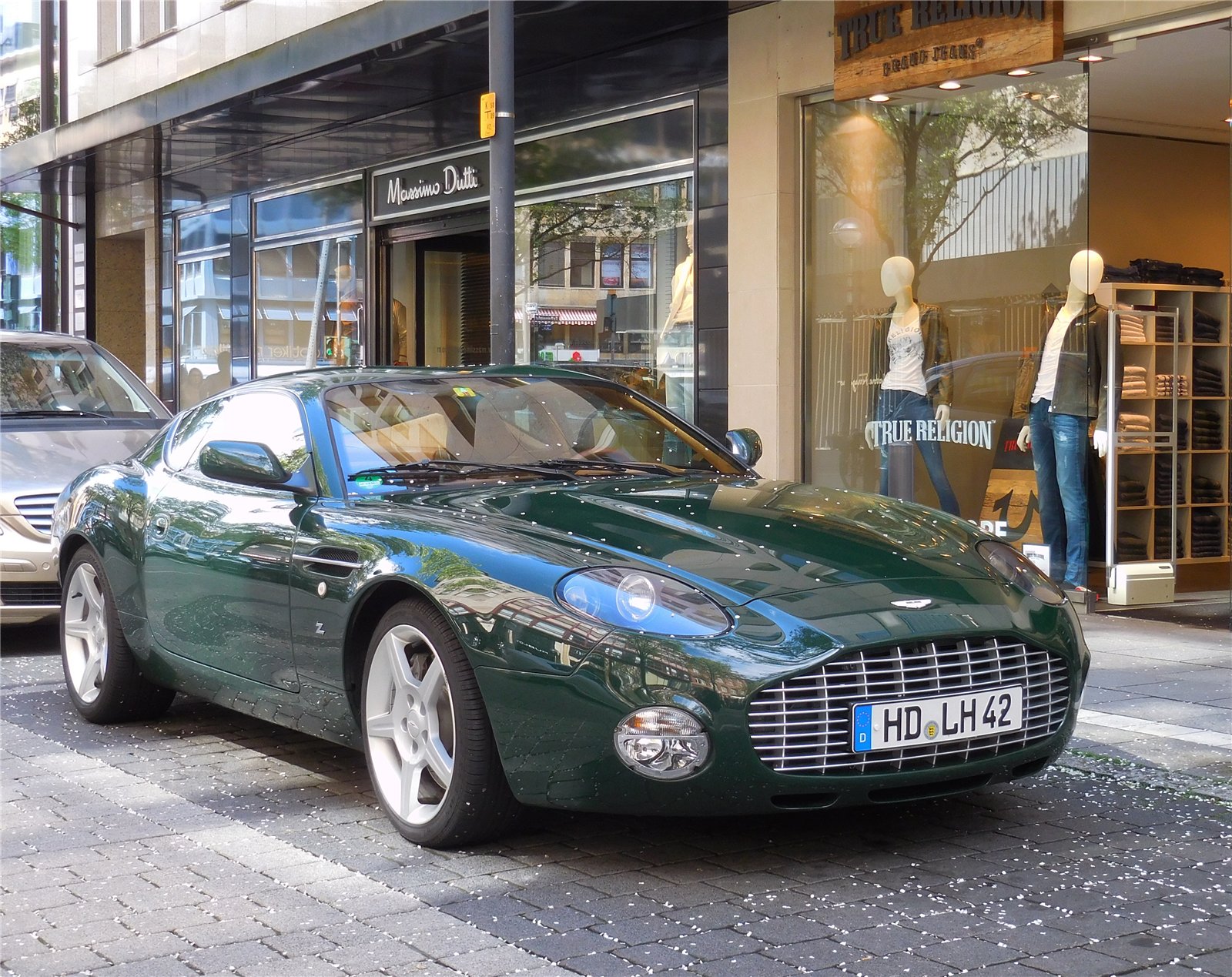 HD LH 42, Aston Martin DB7 Zagato 