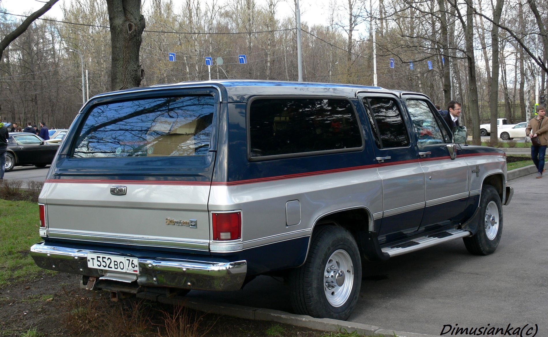 т 552 во 76, Chevrolet Suburban 7th gen, 1972–1991