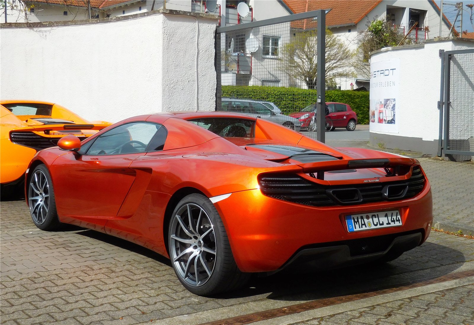 MA CL 144, McLaren MP4-12C MP4-12C Spider, 2012–2014