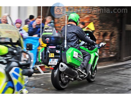 EB-963-CA, Kawasaki Concours 14 / 1400GTR / ZG1400