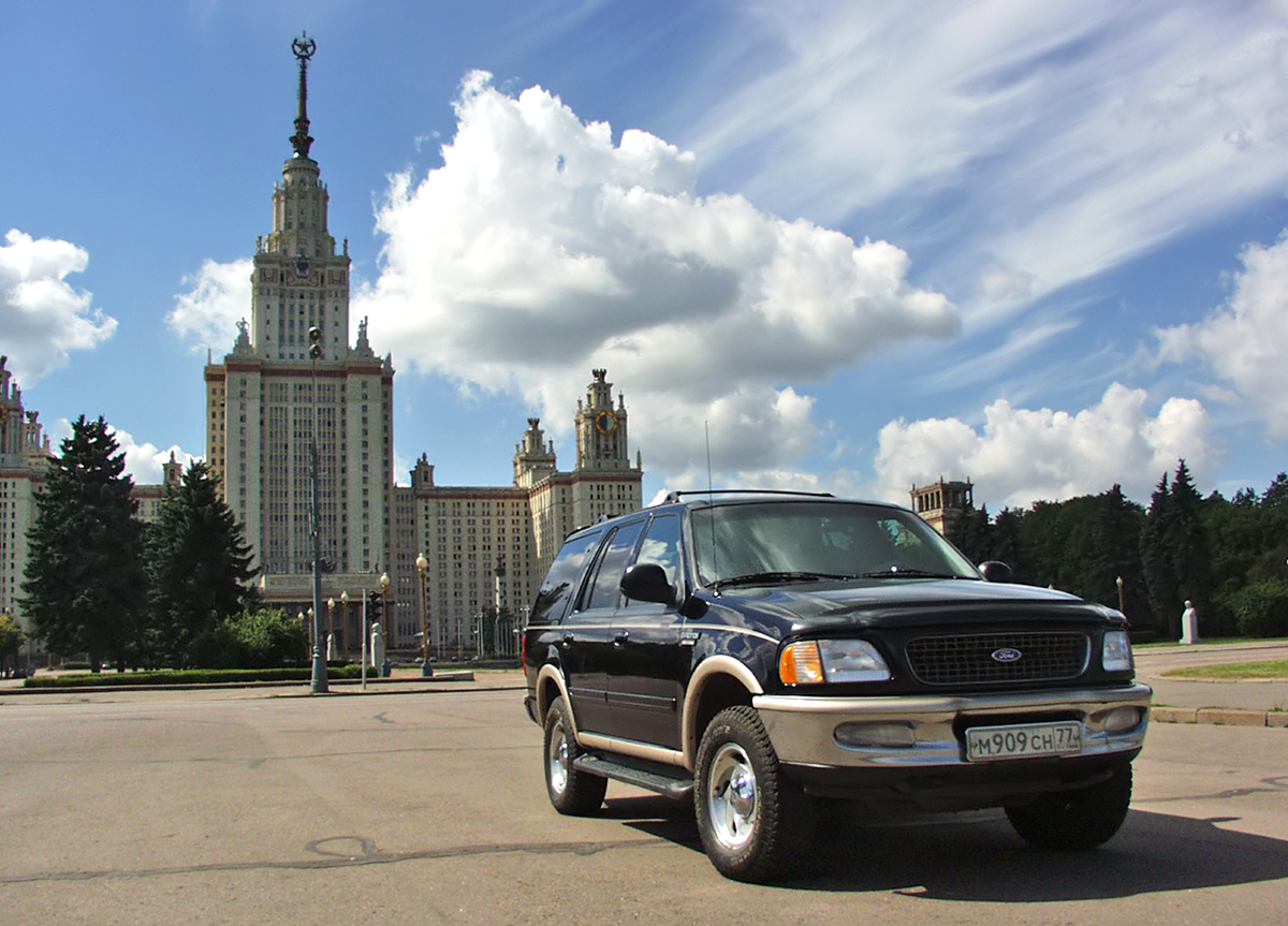 м 909 сн 77, Ford Expedition 1st gen (UN93), 1996–2002