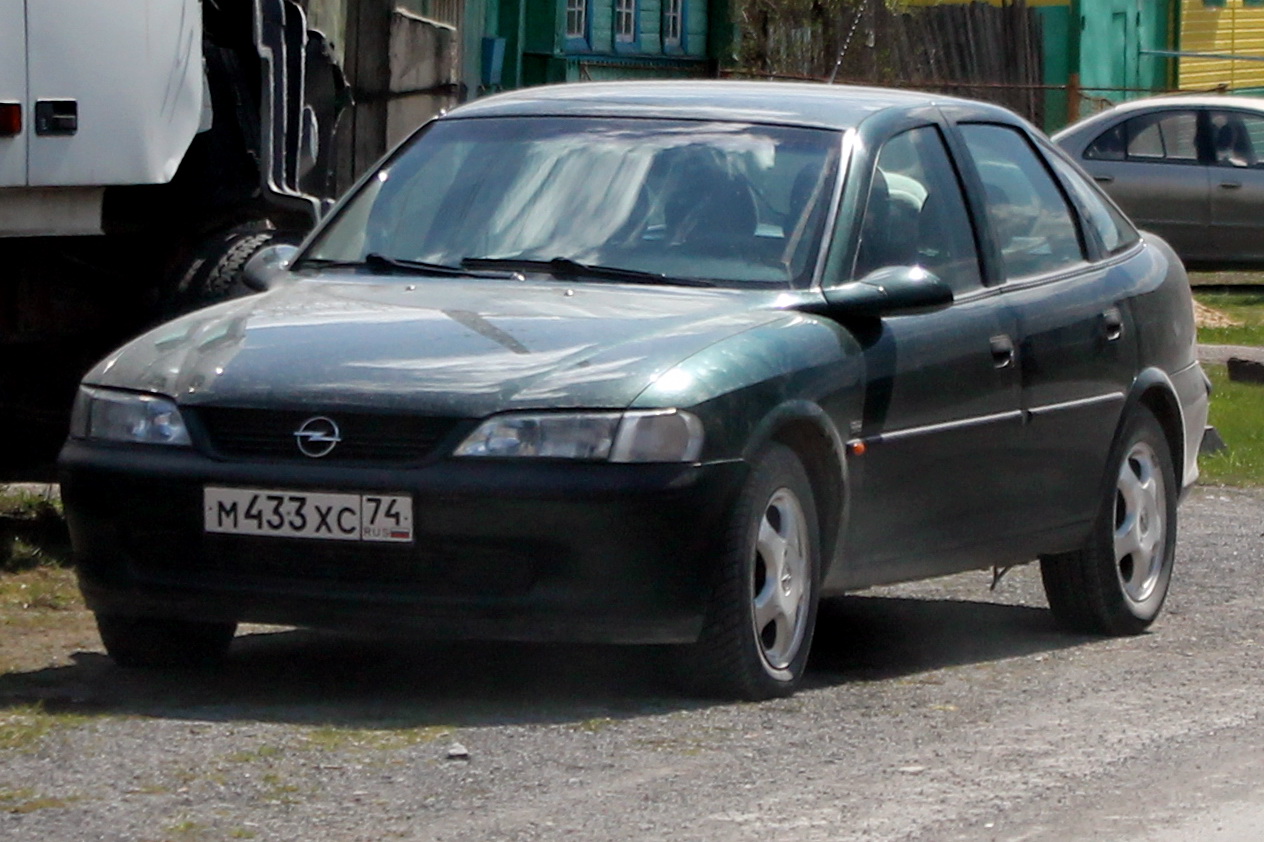 м 433 хс 74, Opel Vectra 