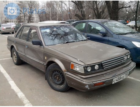 с488не190, Nissan Bluebird