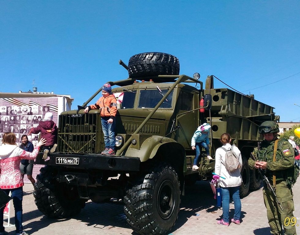 1116 мн 75, KrAZ 255 