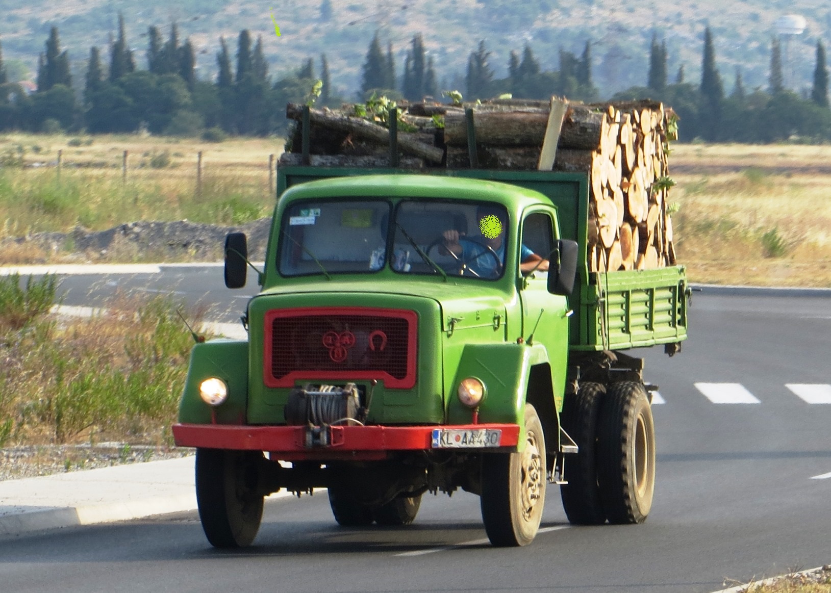 KL AA430, TAM 130T 130T10/130T11/130T15 (1980–1993)