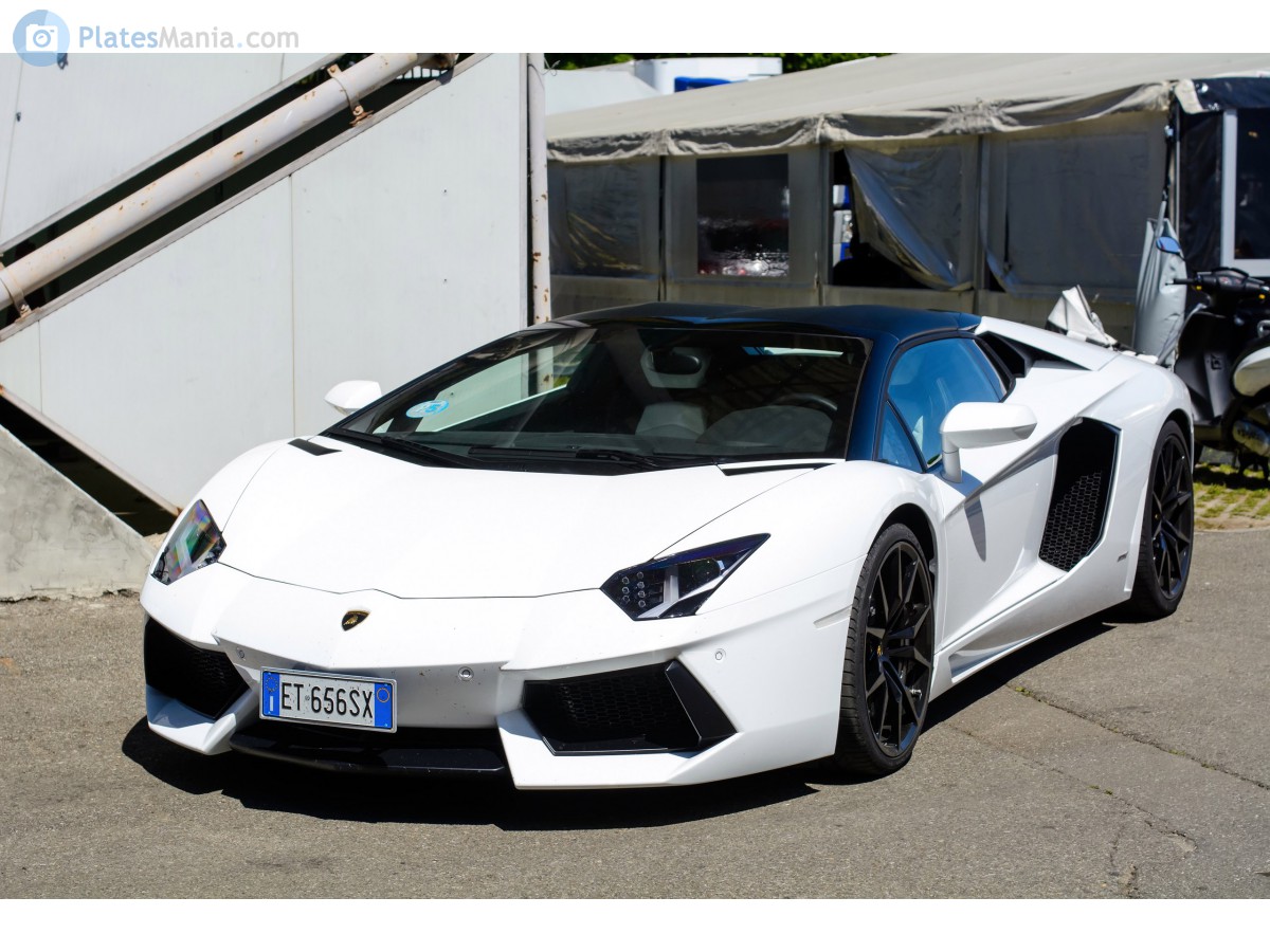 ET 656 SX, Lamborghini Aventador LP700-4, 2011–2016
