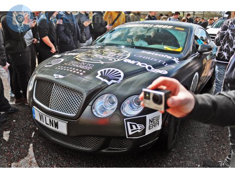 V1 LNW, Bentley Continental