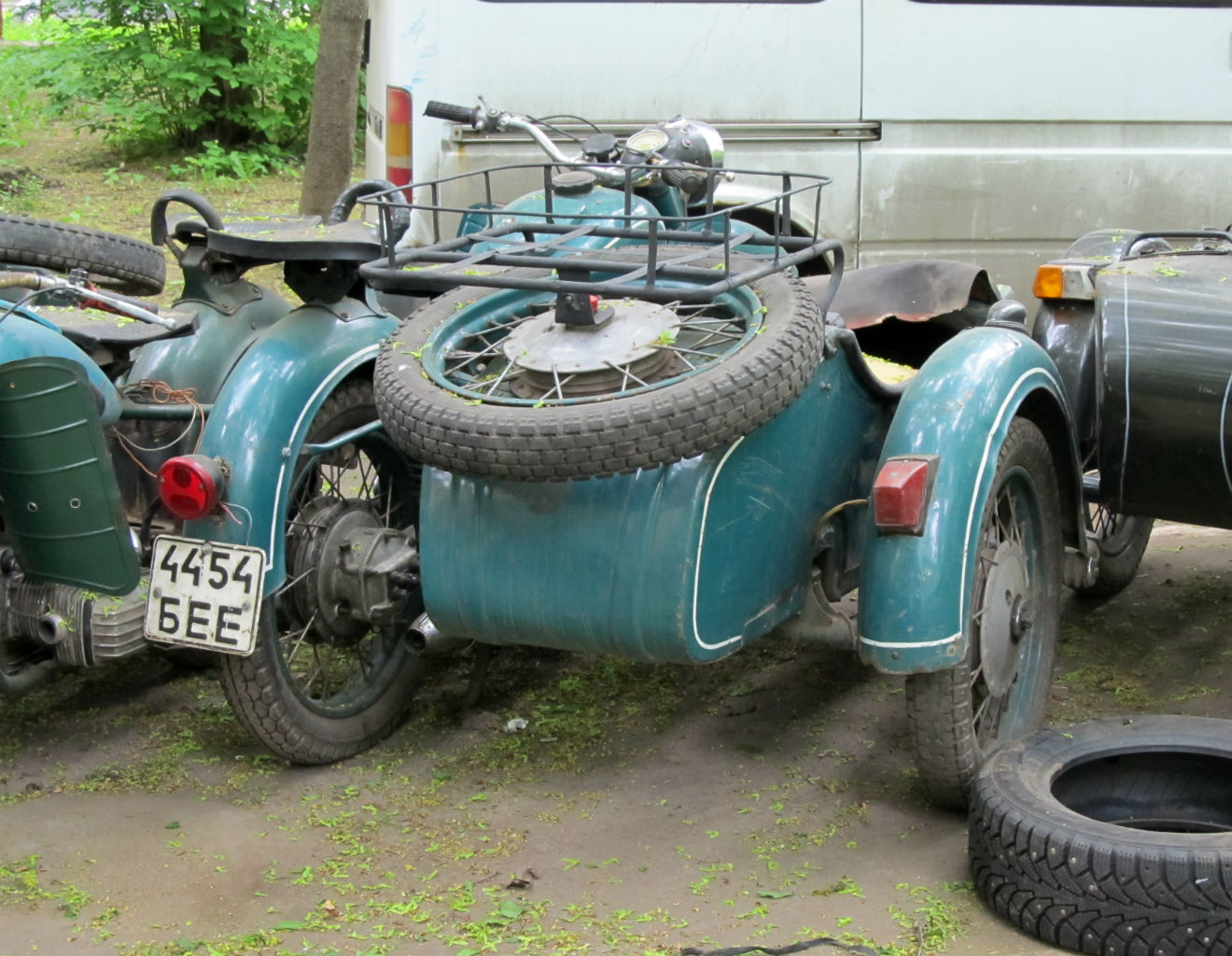 4454 БЕЕ, Dnepr (KMZ) 9 