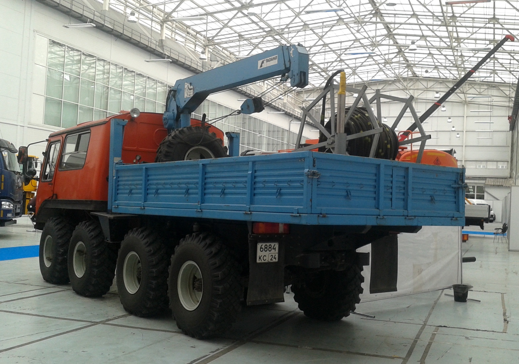 6884 кс 24, Special vehicles 