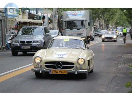 KRA 9A, Mercedes-Benz SL-Klasse