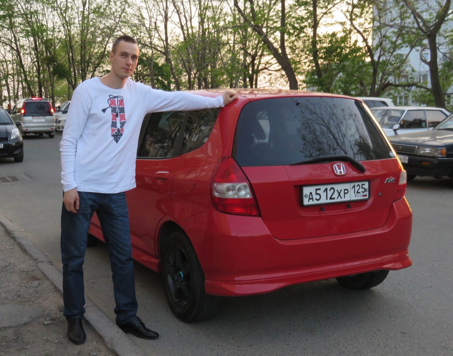 а 512 хр 125, Honda Fit 1st gen Hatch (GD), 2001­–2008