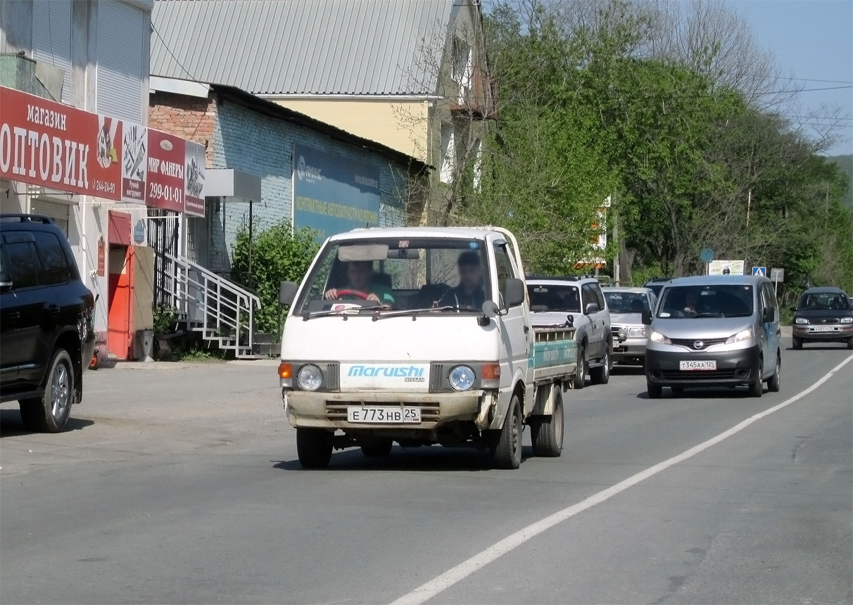 е 773 нв 25, Nissan Vanette 2nd gen Truck (C22), 1988–1993