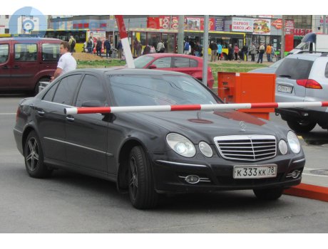 к333кк78, Mercedes-Benz E-Klasse