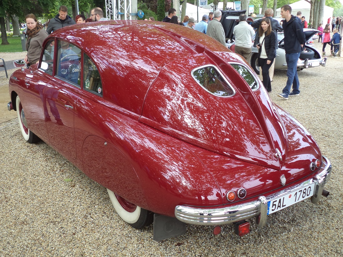 5AL 1780, Tatra 600 Tatraplan 