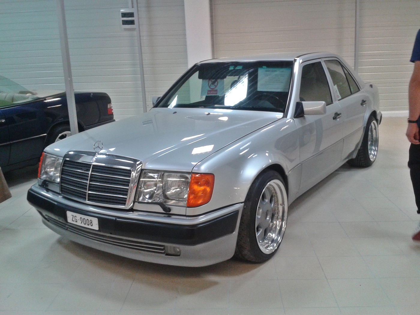 ZG 9008, Mercedes-Benz E-Klasse 1st gen Sedan (W124), 1984­–1995
