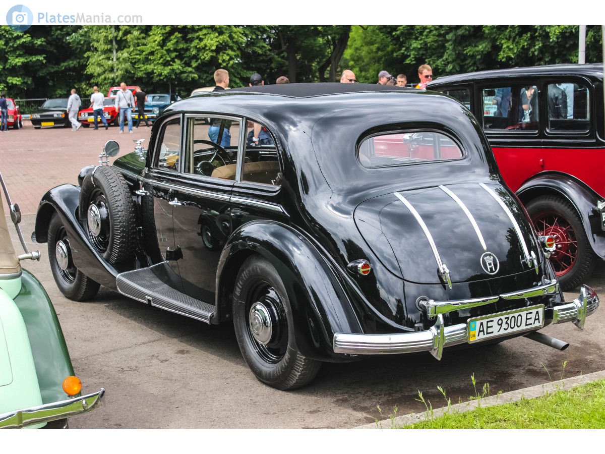 AE 9300 EA, Horch 930 