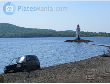 е673кк125, Land Rover Discovery