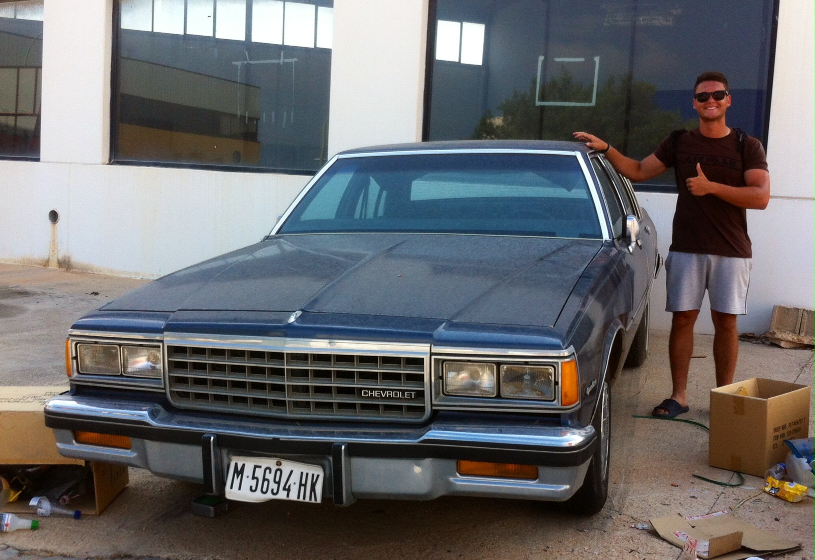 M 5694 HK, Chevrolet Caprice 3rd gen 4-door Sedan (69; B-body), 1976–1989