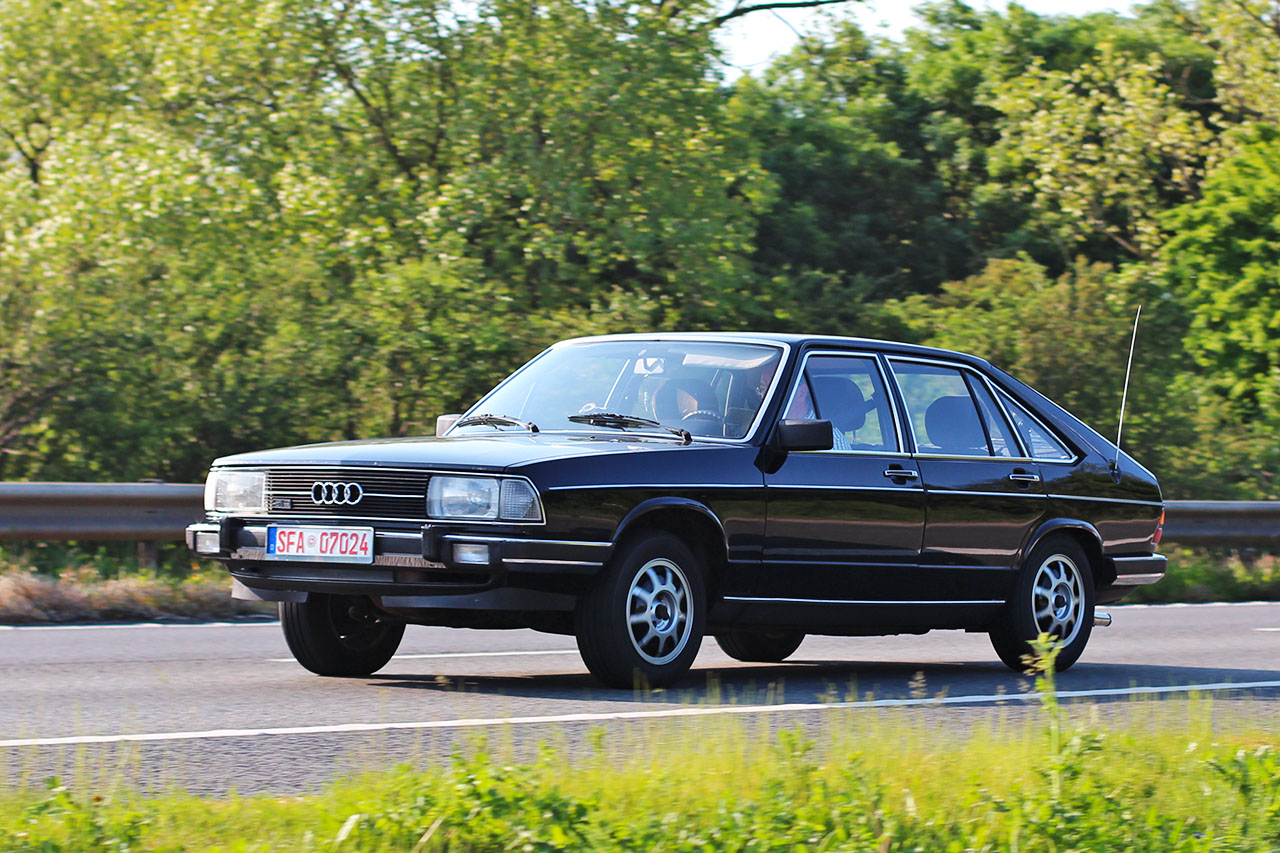 SFA 07024, Audi 100 2nd gen Avant (C2/43), 1977–1982