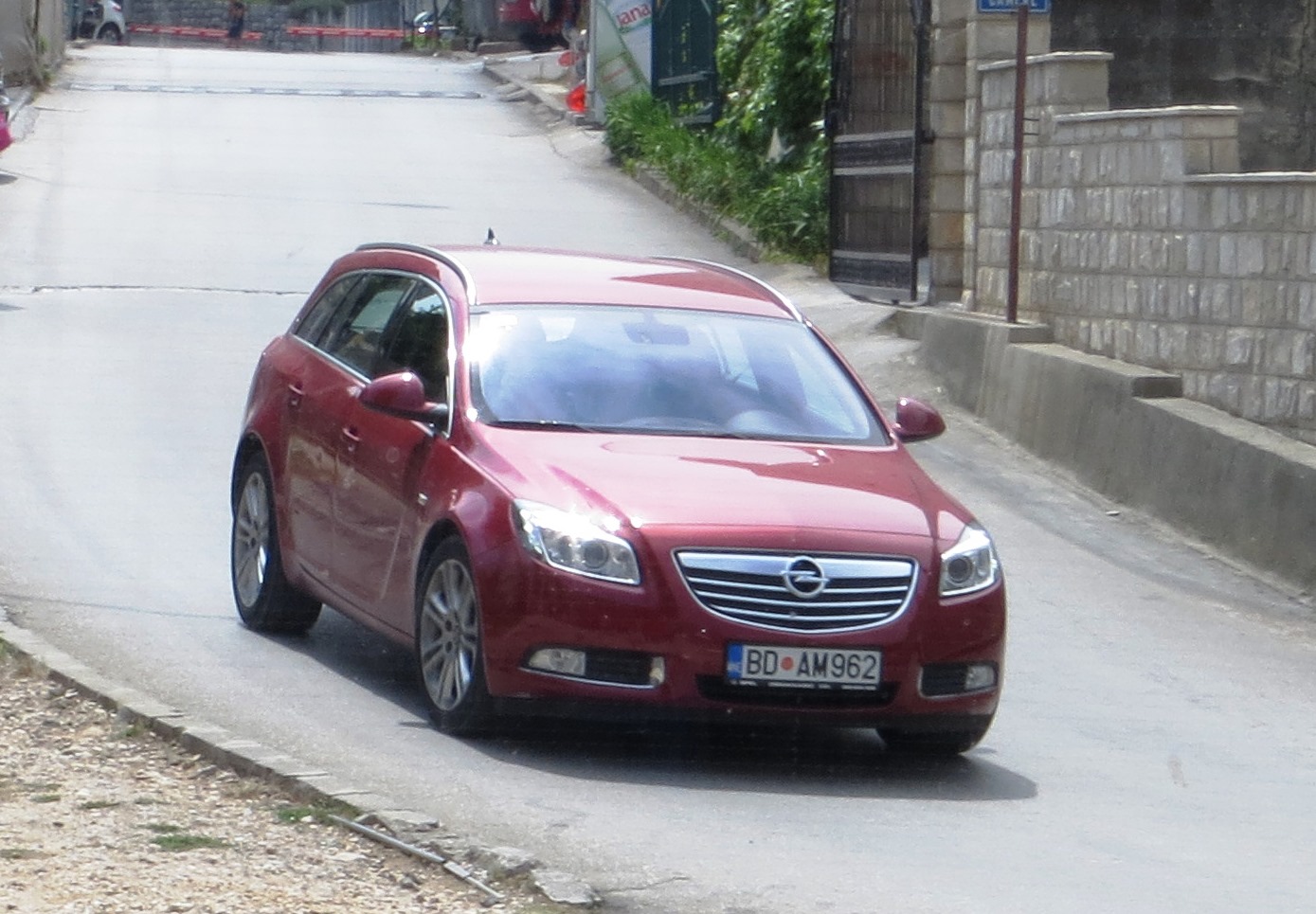 BD AM962, Opel Insignia 1st gen Sports Tourer (A; G09), 2008–2013