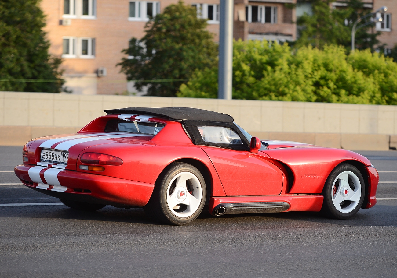 е 888 нк 197, Dodge Viper 1st gen (SR I), 1991–1995