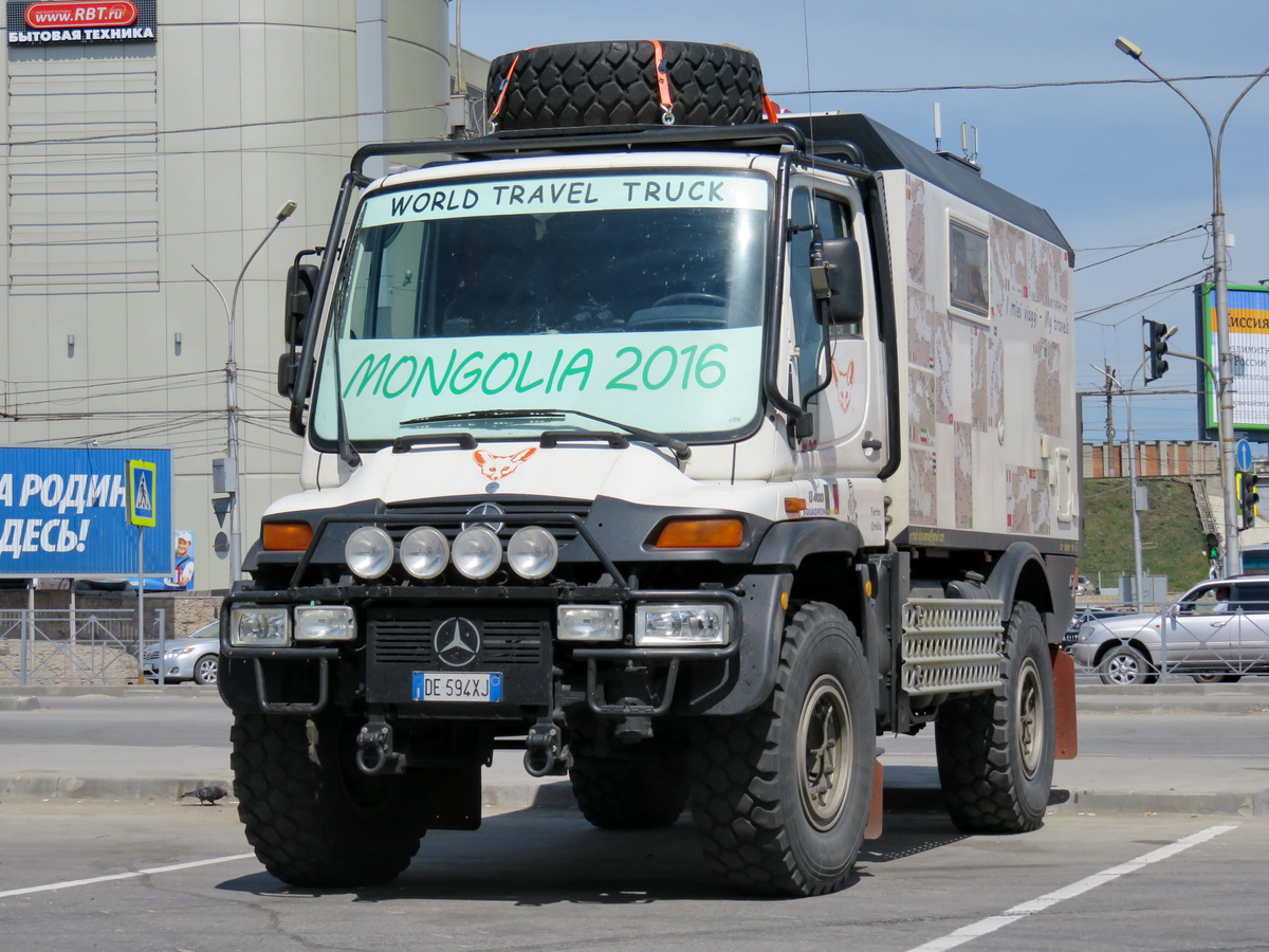 DE 594 XJ, Mercedes-Benz Unimog 