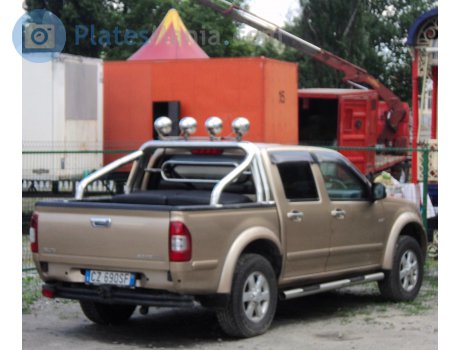 CZ 690 SF, Isuzu D-Max