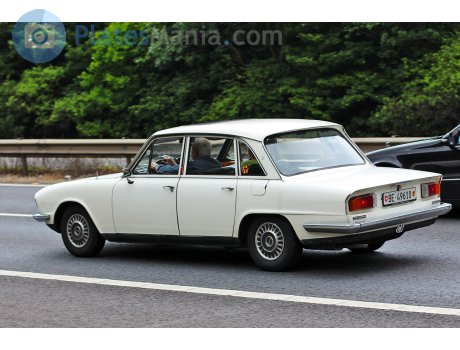 BE 49610, Triumph 2000