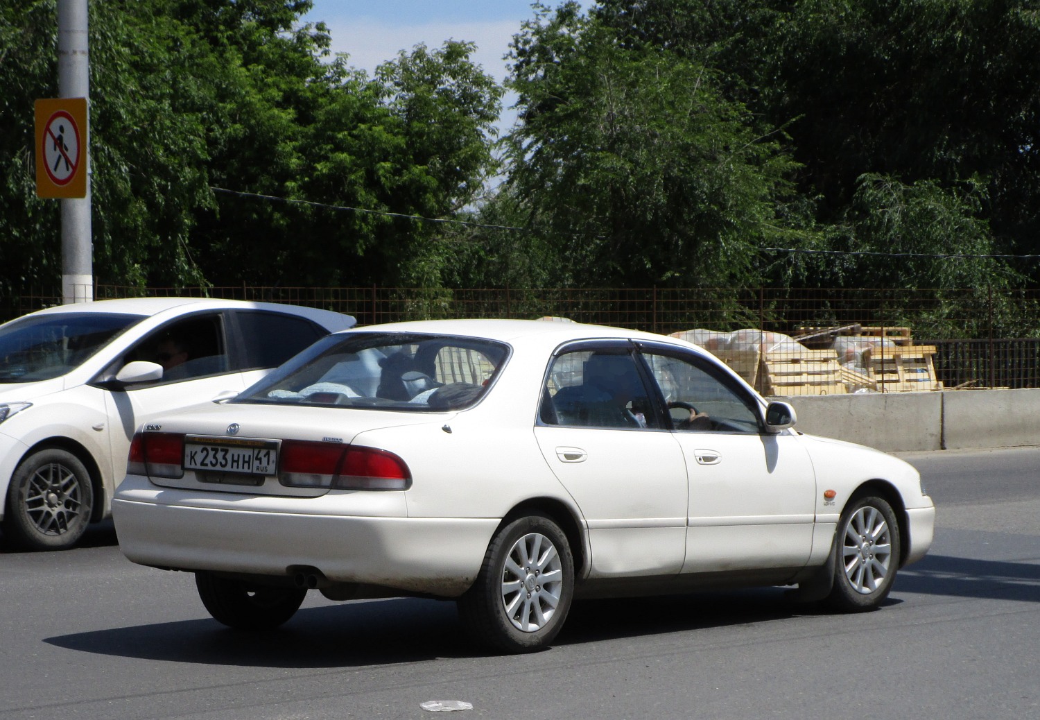 к 233 нн 41, Mazda Cronos 1st gen (GE), 1991–1997