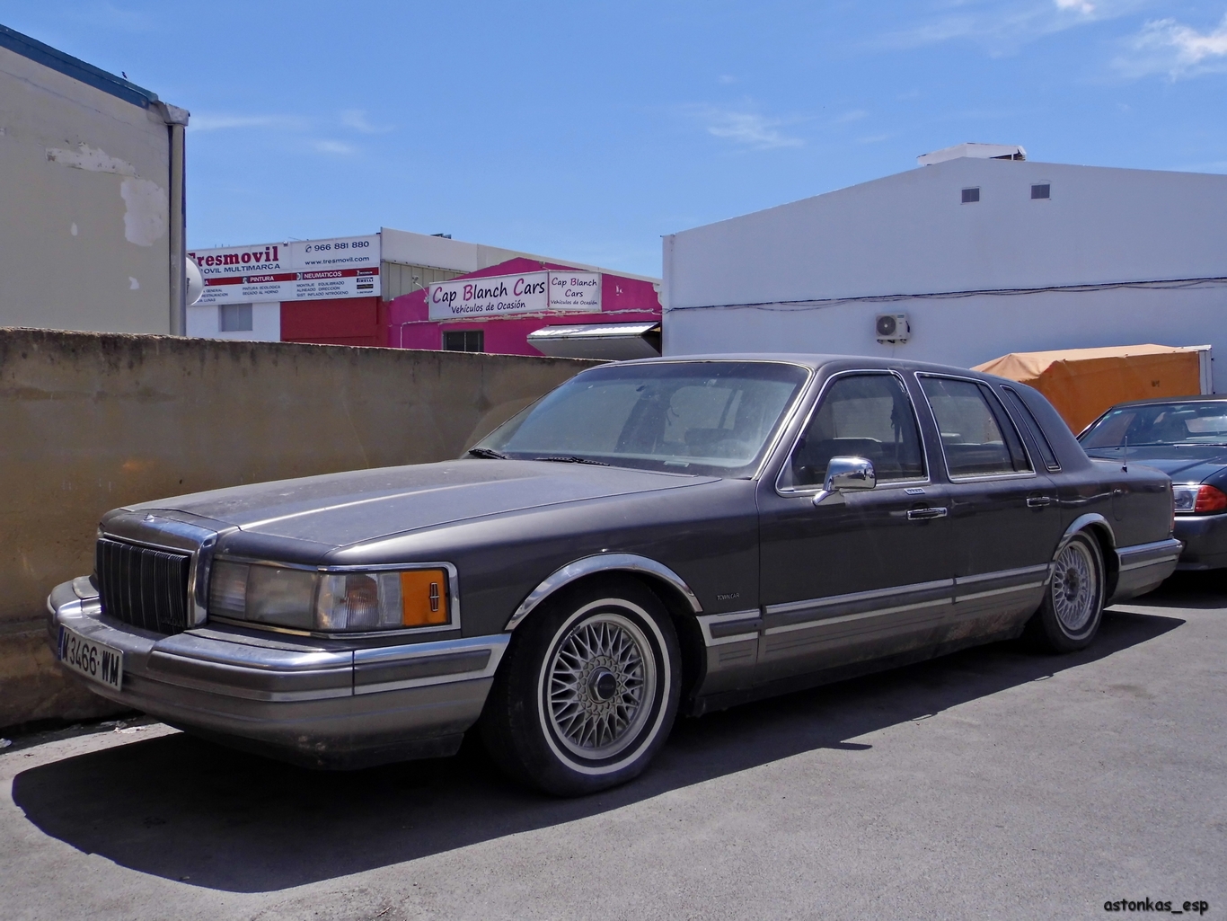 M 3466 WM, Lincoln Town Car 2nd gen (FN36/116), 1989–1997