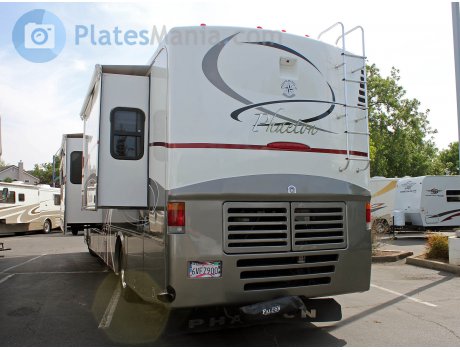 6VFZ900, Tiffin Phaeton