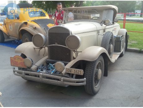 OW 1621, Chrysler Series 70