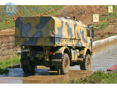 в096кс16, КамАЗ 4911