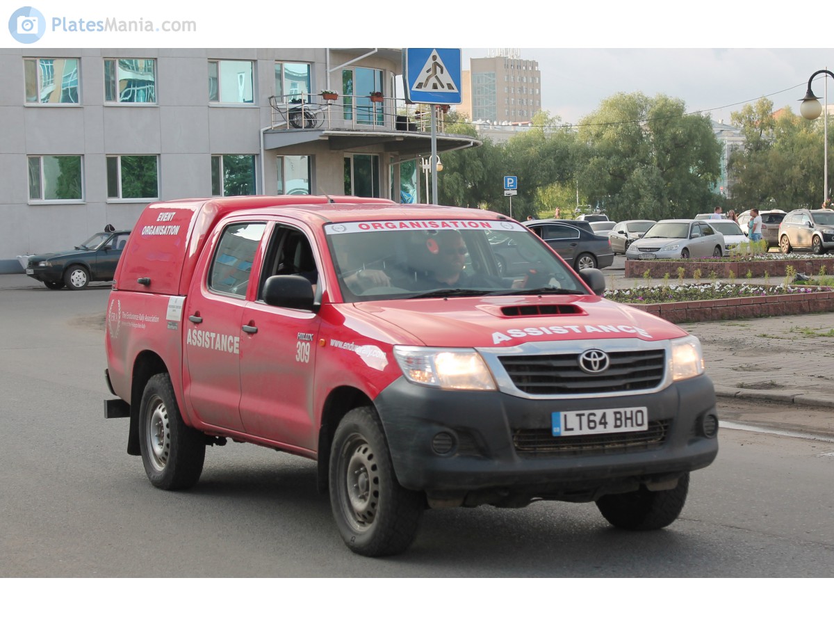 LT64BHO, Toyota Hilux 