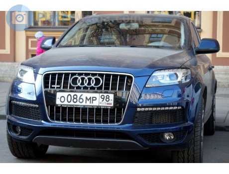 о086мр98, Audi Q7