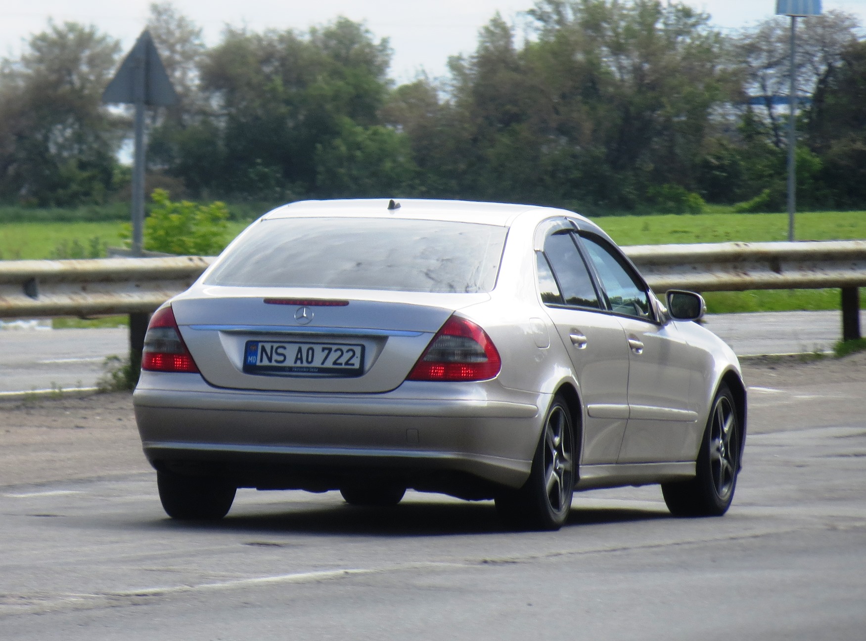 NS AO 722, Mercedes-Benz E-Klasse 3rd gen Sedan (W211), 2002­–2009