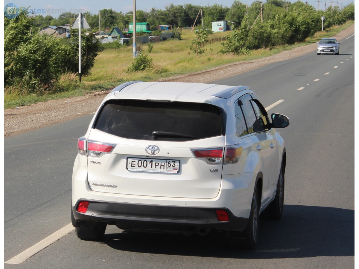 е 001 рн 63, Toyota Highlander 3rd gen (XU50), 2013–2016